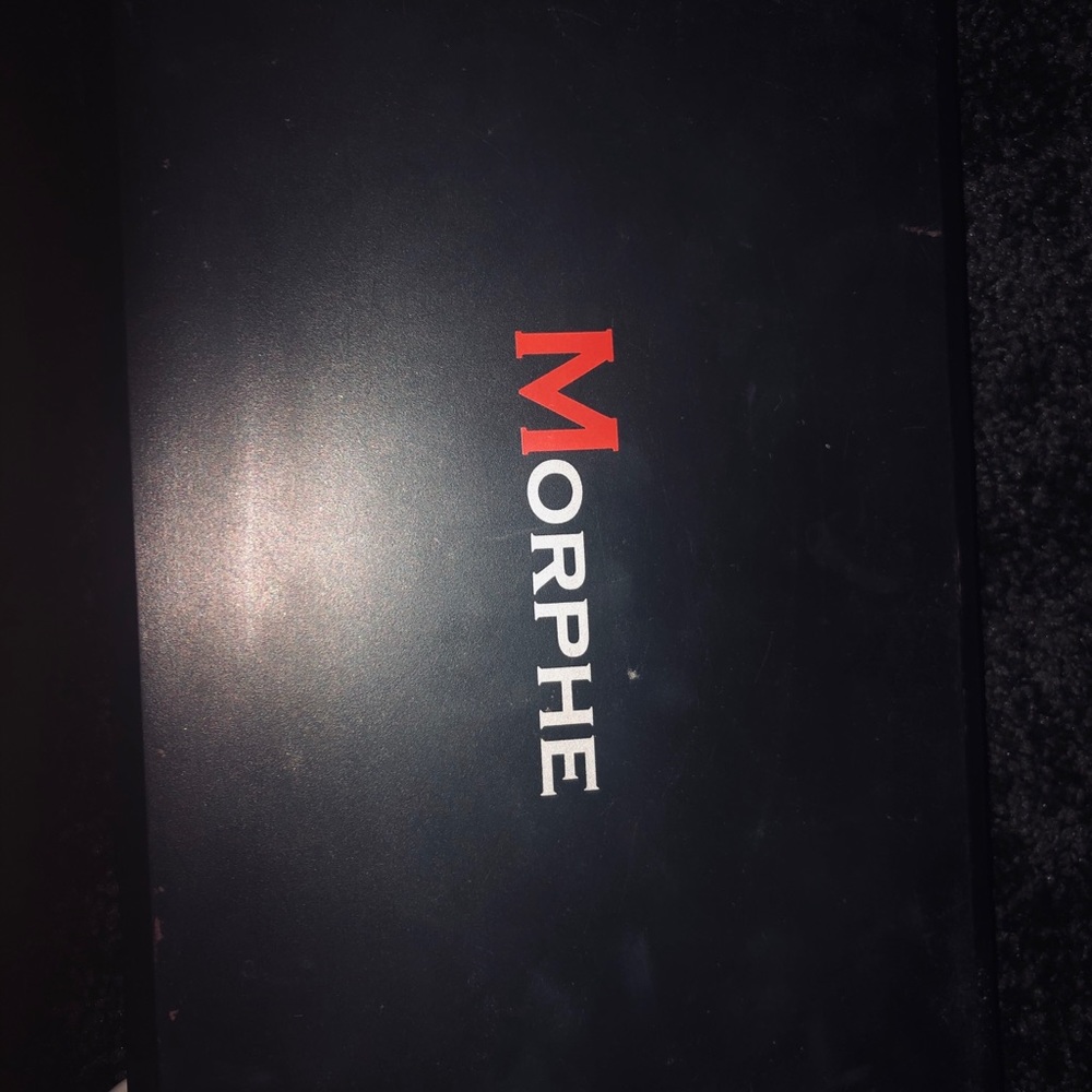 35 N morphe palette